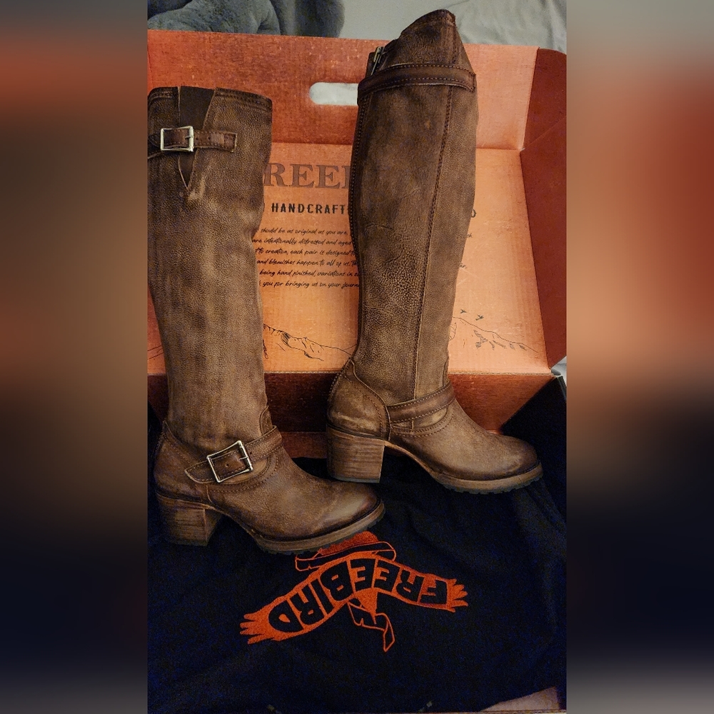 BNIB Freebird Brown Cody 7